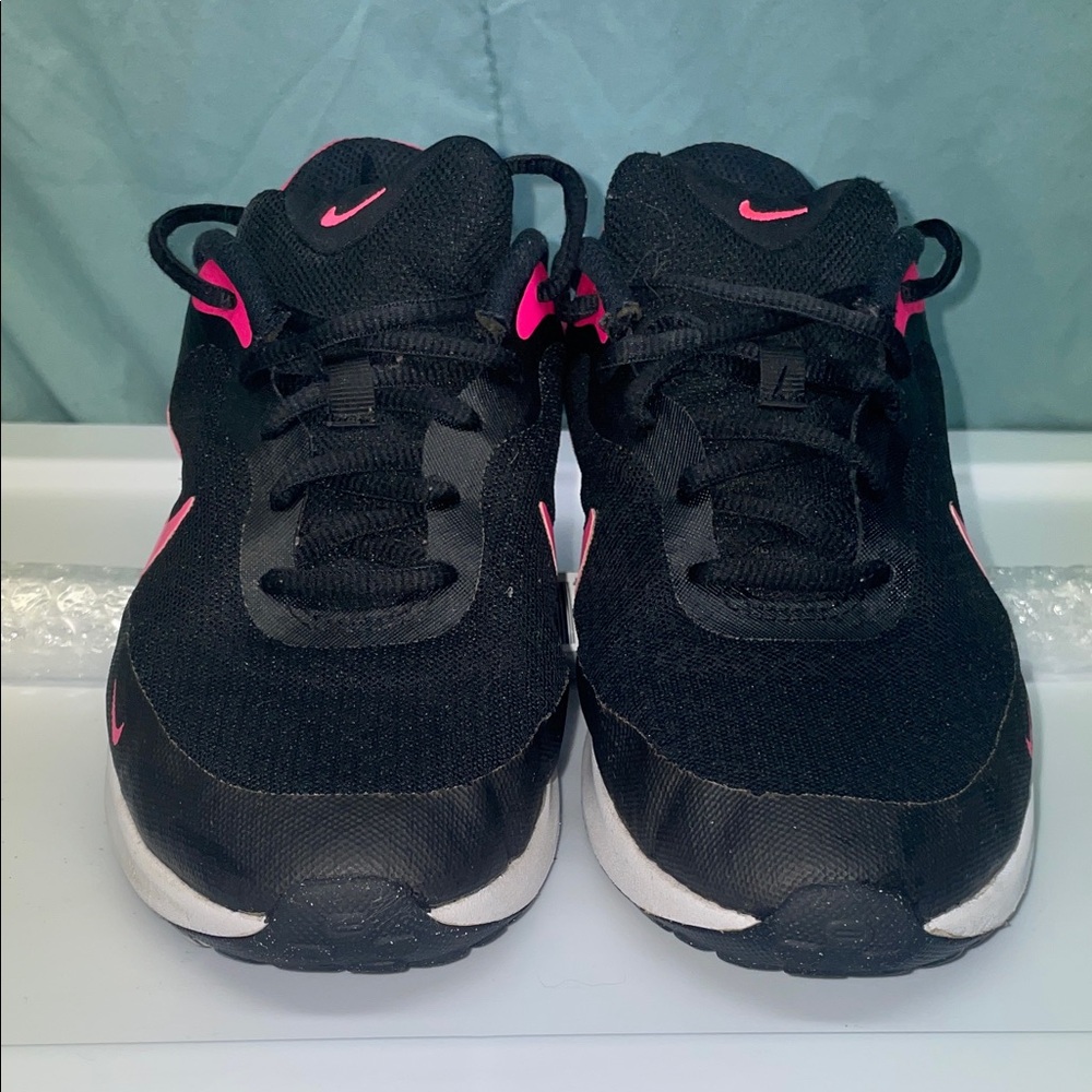Nike Kids Black Sneakers with Pink Accents